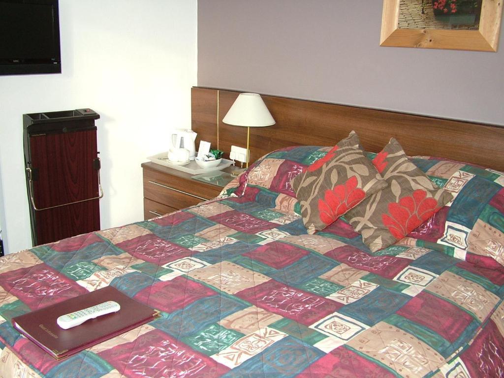Karden House Hotel Ландъндо Стая снимка