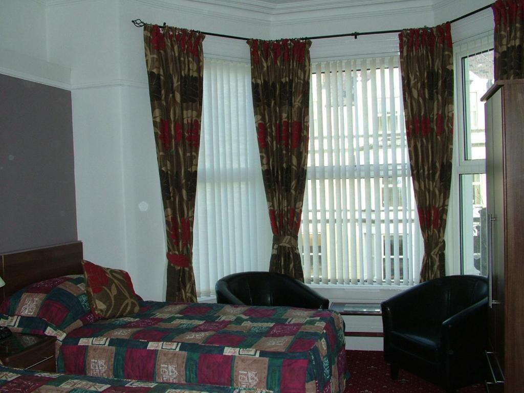 Karden House Hotel Ландъндо Стая снимка