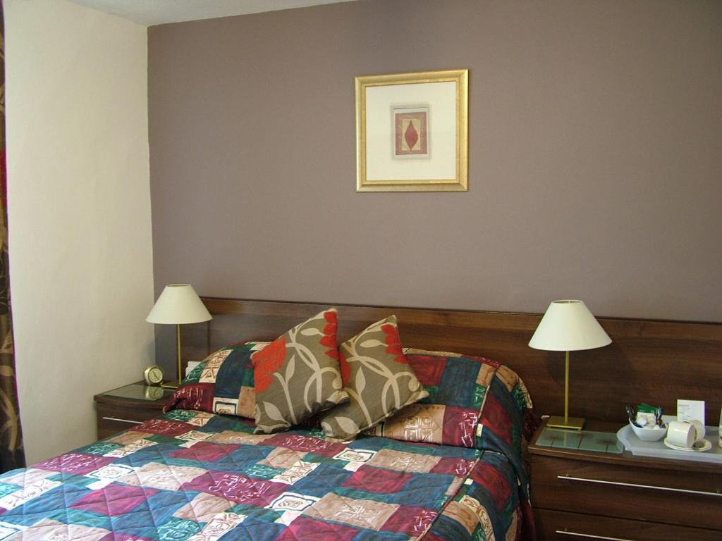 Karden House Hotel Ландъндо Стая снимка
